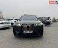 Серый БМВ iX, объемом двигателя 0 л и пробегом 32 тыс. км за 72900 $, фото 3 на Automoto.ua