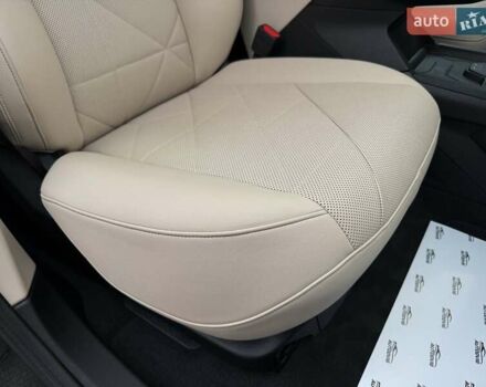 Сірий БМВ iX, об'ємом двигуна 0 л та пробігом 40 тис. км за 52999 $, фото 75 на Automoto.ua