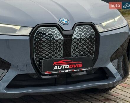 Сірий БМВ iX, об'ємом двигуна 0 л та пробігом 40 тис. км за 52999 $, фото 15 на Automoto.ua