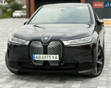 Серый БМВ iX, объемом двигателя 0 л и пробегом 38 тыс. км за 45700 $, фото 17 на Automoto.ua