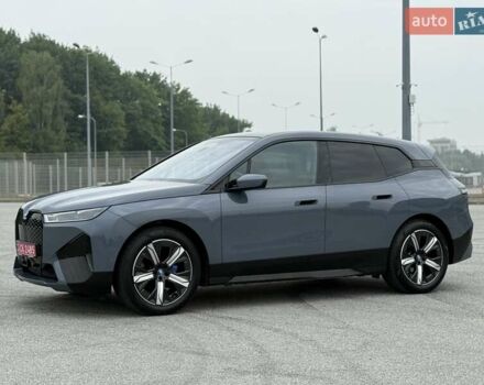 Серый БМВ iX, объемом двигателя 0 л и пробегом 106 тыс. км за 55500 $, фото 21 на Automoto.ua
