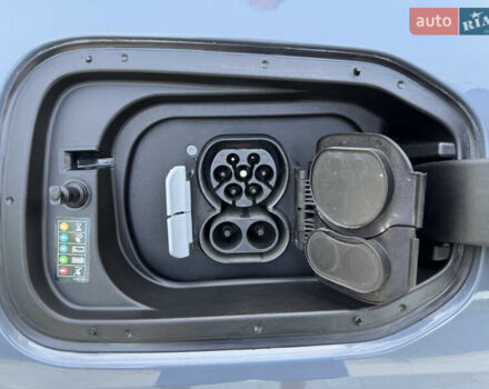 Серый БМВ iX, объемом двигателя 0 л и пробегом 47 тыс. км за 58500 $, фото 15 на Automoto.ua