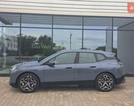 Серый БМВ iX, объемом двигателя 0 л и пробегом 49 тыс. км за 45500 $, фото 4 на Automoto.ua