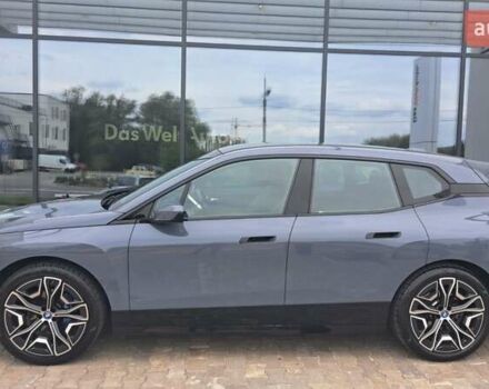 Серый БМВ iX, объемом двигателя 0 л и пробегом 49 тыс. км за 45500 $, фото 2 на Automoto.ua