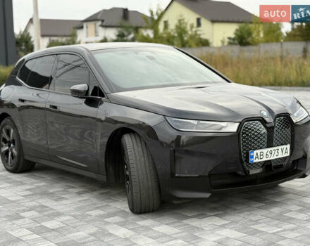 Серый БМВ iX, объемом двигателя 0 л и пробегом 38 тыс. км за 45700 $, фото 12 на Automoto.ua