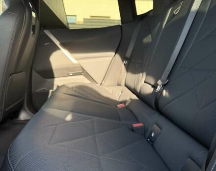 Серый БМВ iX, объемом двигателя 0 л и пробегом 35 тыс. км за 47500 $, фото 46 на Automoto.ua