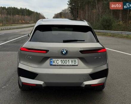 Сірий БМВ iX, об'ємом двигуна 0 л та пробігом 80 тис. км за 51500 $, фото 4 на Automoto.ua