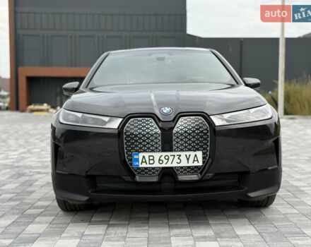 Серый БМВ iX, объемом двигателя 0 л и пробегом 38 тыс. км за 45700 $, фото 2 на Automoto.ua