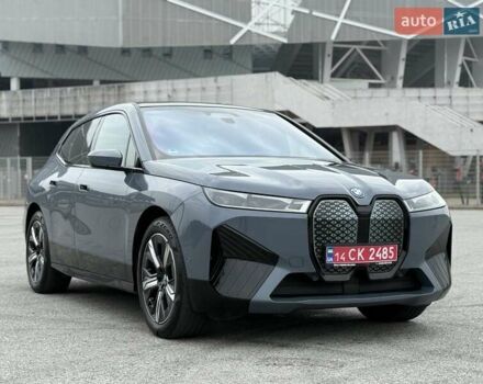 Серый БМВ iX, объемом двигателя 0 л и пробегом 106 тыс. км за 55500 $, фото 38 на Automoto.ua