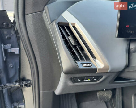 Серый БМВ iX, объемом двигателя 0 л и пробегом 47 тыс. км за 58500 $, фото 24 на Automoto.ua