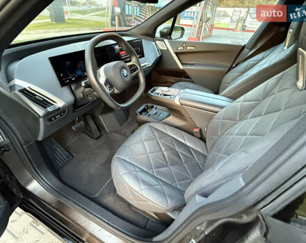 Сірий БМВ iX, об'ємом двигуна 0 л та пробігом 50 тис. км за 76700 $, фото 16 на Automoto.ua