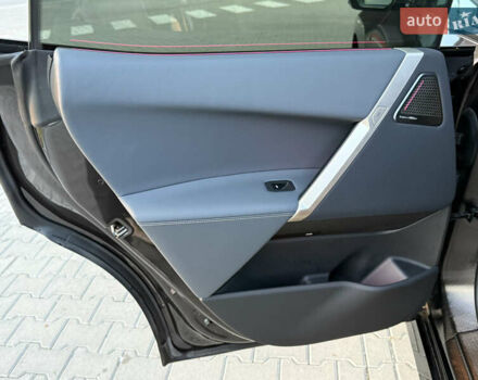 Серый БМВ iX, объемом двигателя 0 л и пробегом 50 тыс. км за 68900 $, фото 17 на Automoto.ua