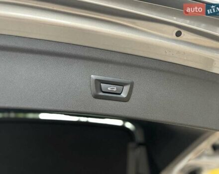 Сірий БМВ iX, об'ємом двигуна 0 л та пробігом 39 тис. км за 52950 $, фото 17 на Automoto.ua
