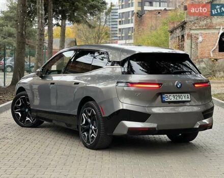 Сірий БМВ iX, об'ємом двигуна 0 л та пробігом 39 тис. км за 52950 $, фото 6 на Automoto.ua