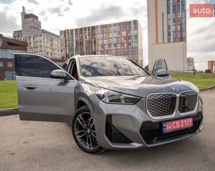 Серый БМВ iX, объемом двигателя 0 л и пробегом 4 тыс. км за 36000 $, фото 10 на Automoto.ua
