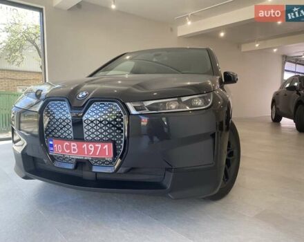 Сірий БМВ iX, об'ємом двигуна 0 л та пробігом 11 тис. км за 79800 $, фото 3 на Automoto.ua