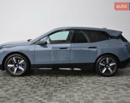 Серый БМВ iX, объемом двигателя 0 л и пробегом 17 тыс. км за 61613 $, фото 1 на Automoto.ua