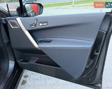 Серый БМВ iX, объемом двигателя 0 л и пробегом 50 тыс. км за 68900 $, фото 27 на Automoto.ua