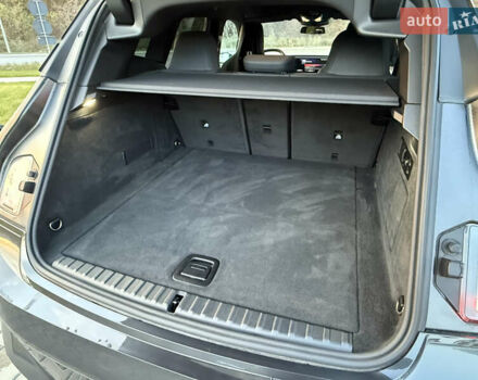 Серый БМВ iX, объемом двигателя 0 л и пробегом 50 тыс. км за 68900 $, фото 19 на Automoto.ua