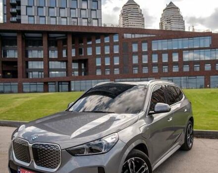 Серый БМВ iX, объемом двигателя 0 л и пробегом 4 тыс. км за 36000 $, фото 5 на Automoto.ua