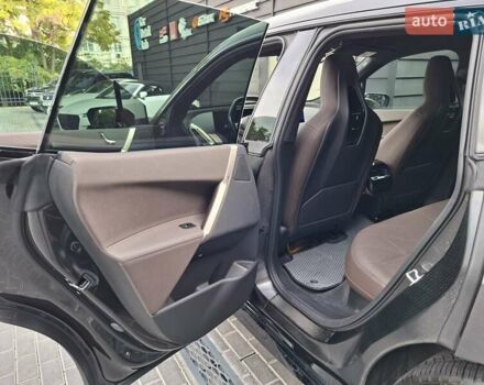 Серый БМВ iX, объемом двигателя 0 л и пробегом 20 тыс. км за 52900 $, фото 17 на Automoto.ua