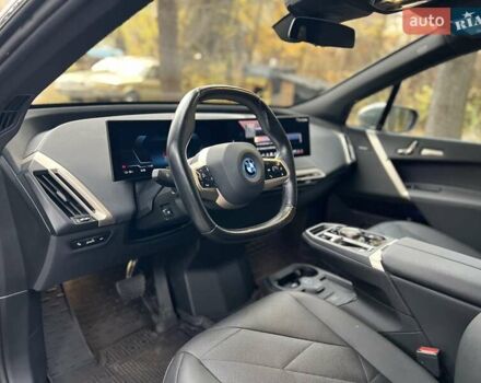 Сірий БМВ iX, об'ємом двигуна 0 л та пробігом 39 тис. км за 52950 $, фото 33 на Automoto.ua