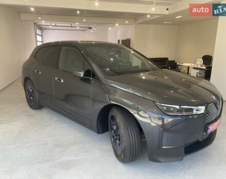 Сірий БМВ iX, об'ємом двигуна 0 л та пробігом 11 тис. км за 79800 $, фото 6 на Automoto.ua