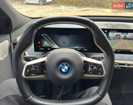 Сірий БМВ iX, об'ємом двигуна 0 л та пробігом 80 тис. км за 52400 $, фото 48 на Automoto.ua
