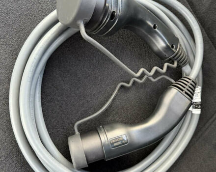 Серый БМВ iX, объемом двигателя 0 л и пробегом 15 тыс. км за 74400 $, фото 39 на Automoto.ua