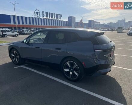 Сірий БМВ iX, об'ємом двигуна 0 л та пробігом 37 тис. км за 54900 $, фото 6 на Automoto.ua