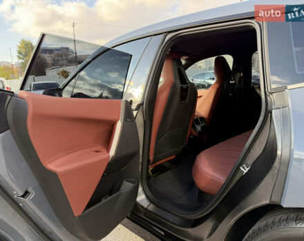 Серый БМВ iX, объемом двигателя 0 л и пробегом 15 тыс. км за 74400 $, фото 26 на Automoto.ua