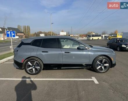 Сірий БМВ iX, об'ємом двигуна 0 л та пробігом 37 тис. км за 54900 $, фото 3 на Automoto.ua