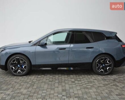 Серый БМВ iX, объемом двигателя 0 л и пробегом 13 тыс. км за 75000 $, фото 1 на Automoto.ua