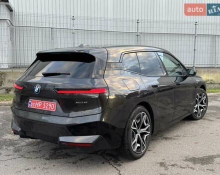 Сірий БМВ iX, об'ємом двигуна 0 л та пробігом 100 тис. км за 52900 $, фото 6 на Automoto.ua