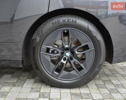 Сірий БМВ iX, об'ємом двигуна 0 л та пробігом 7 тис. км за 79222 $, фото 9 на Automoto.ua