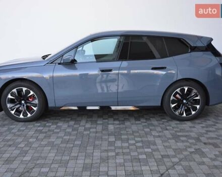 Серый БМВ iX, объемом двигателя 0 л и пробегом 3 тыс. км за 100390 $, фото 1 на Automoto.ua