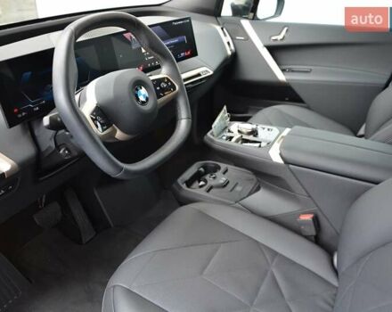 Сірий БМВ iX, об'ємом двигуна 0 л та пробігом 7 тис. км за 79222 $, фото 4 на Automoto.ua