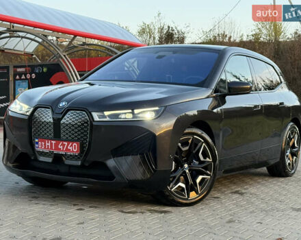 Сірий БМВ iX, об'ємом двигуна 0 л та пробігом 50 тис. км за 68900 $, фото 1 на Automoto.ua
