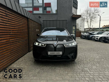 БМВ iX 2023 в Одессе на Automoto.ua Серый БМВ iX, объемом двигателя 0 л и пробегом 17 тыс. км за 53000 $, фото 1 на Automoto.ua