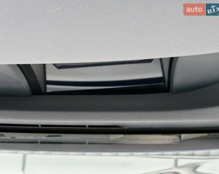 Синий БМВ iX, объемом двигателя 0 л и пробегом 39 тыс. км за 55000 $, фото 18 на Automoto.ua