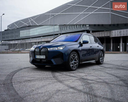 Синий БМВ iX, объемом двигателя 0 л и пробегом 29 тыс. км за 76999 $, фото 1 на Automoto.ua