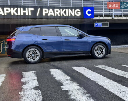 Синий БМВ iX, объемом двигателя 0 л и пробегом 87 тыс. км за 44400 $, фото 13 на Automoto.ua