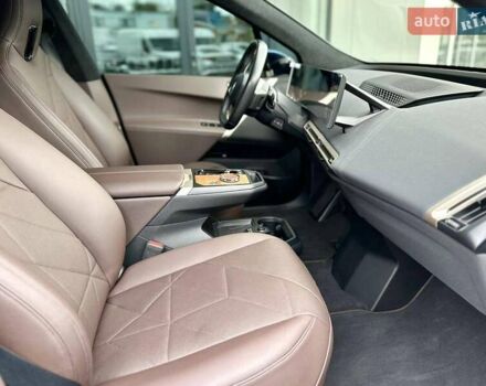 Синий БМВ iX, объемом двигателя 0 л и пробегом 39 тыс. км за 52900 $, фото 18 на Automoto.ua