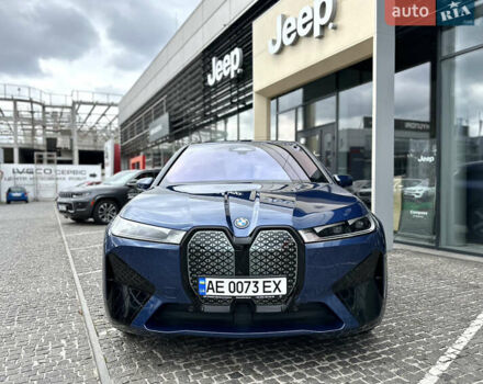 Синий БМВ iX, объемом двигателя 0 л и пробегом 38 тыс. км за 52900 $, фото 3 на Automoto.ua