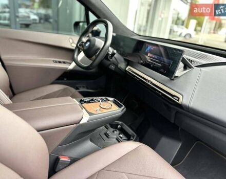 Синий БМВ iX, объемом двигателя 0 л и пробегом 39 тыс. км за 52900 $, фото 17 на Automoto.ua