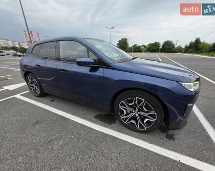 Синий БМВ iX, объемом двигателя 0 л и пробегом 186 тыс. км за 47900 $, фото 7 на Automoto.ua