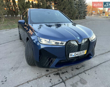 Синій БМВ iX, об'ємом двигуна 0 л та пробігом 15 тис. км за 49999 $, фото 13 на Automoto.ua