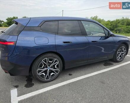 Синий БМВ iX, объемом двигателя 0 л и пробегом 186 тыс. км за 47900 $, фото 5 на Automoto.ua