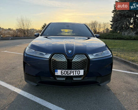 Синий БМВ iX, объемом двигателя 0 л и пробегом 192 тыс. км за 55800 $, фото 1 на Automoto.ua