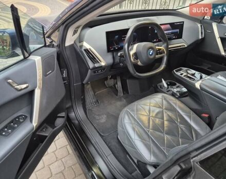 Синий БМВ iX, объемом двигателя 0 л и пробегом 70 тыс. км за 44500 $, фото 1 на Automoto.ua